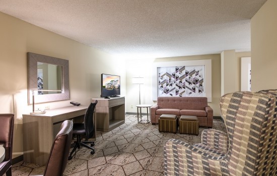 Welcome To Wingate by Wyndham Concord Charlotte Area Hotel - King Suite