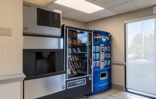 Welcome To Wingate by Wyndham Concord Charlotte Area Hotel - Vending